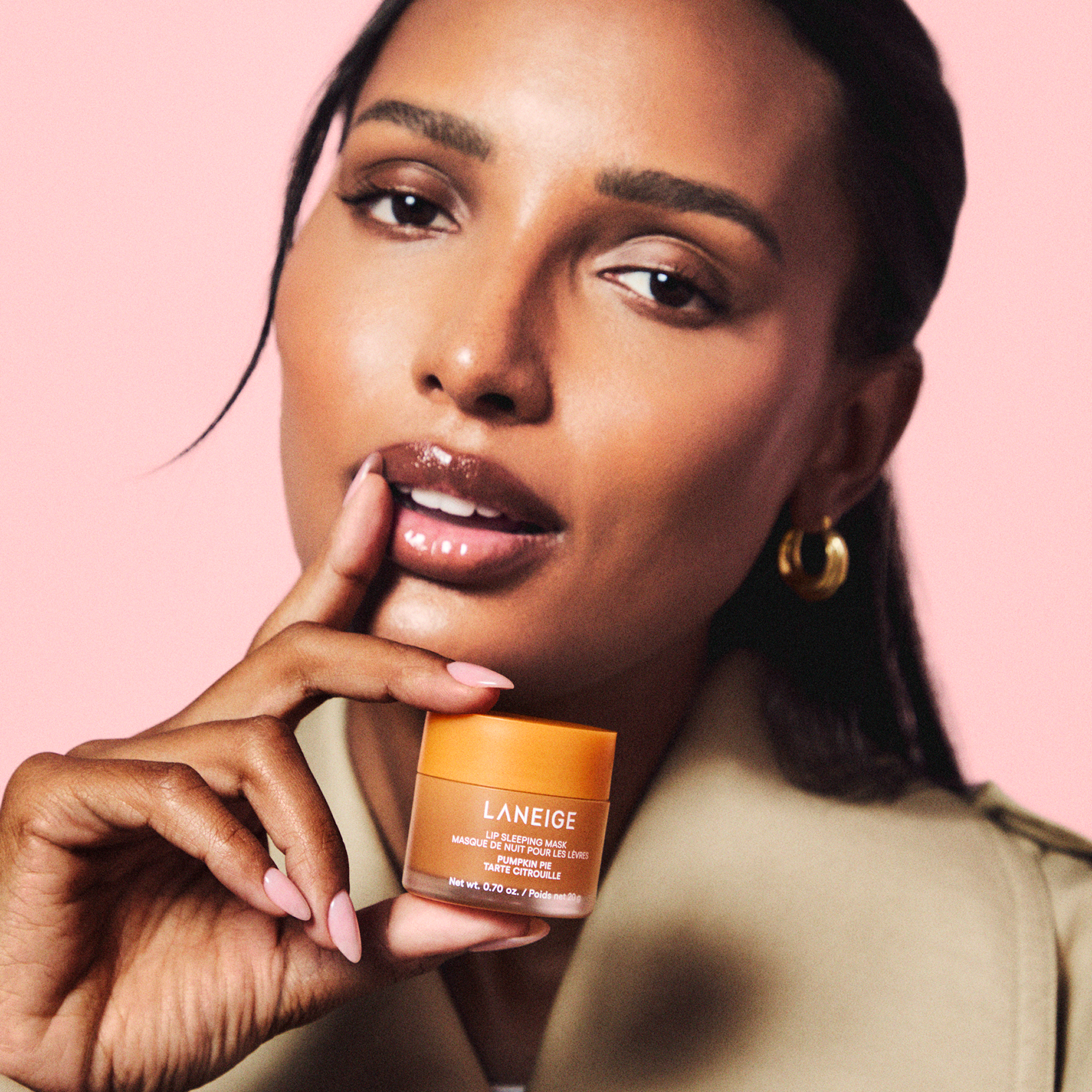 LN_Holiday_2025_LSMPumpkinPie_JasminTookes.png