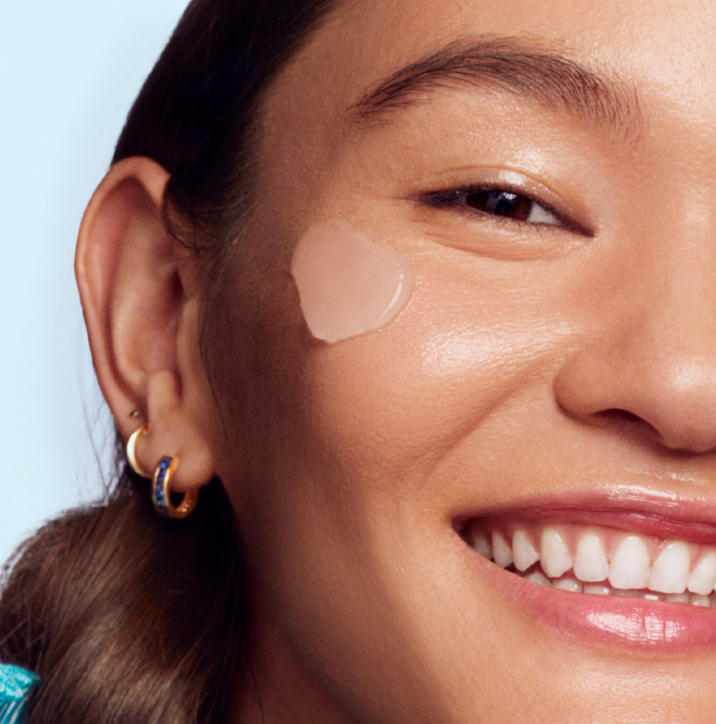 WaterBankGelMoisturizer-Model-1000x1000-1.jpg